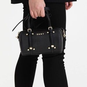 DKNY Elegant Black Crossbody Bag Mini